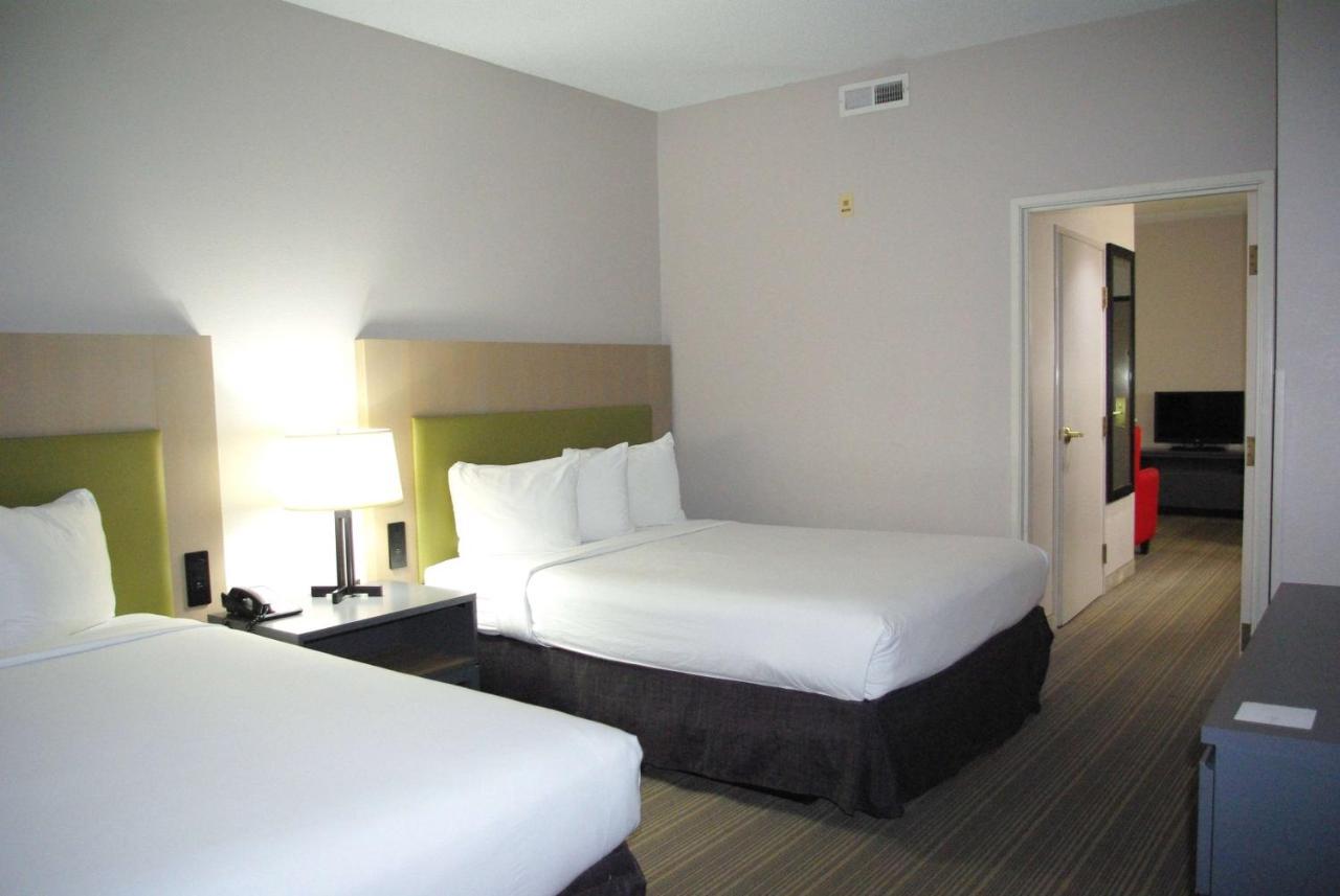 Wingate By Wyndham Matthews, Nc Hotel Bagian luar foto