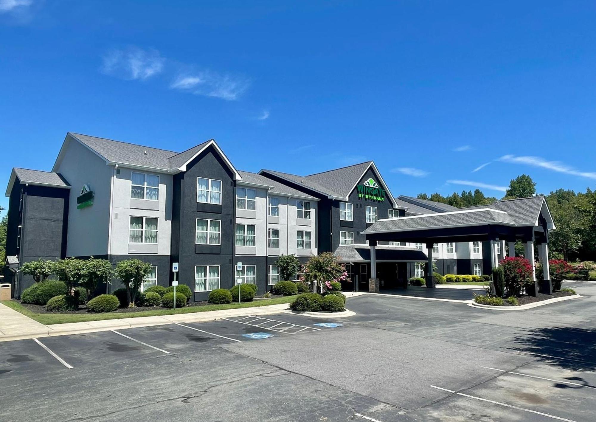 Wingate By Wyndham Matthews, Nc Hotel Bagian luar foto