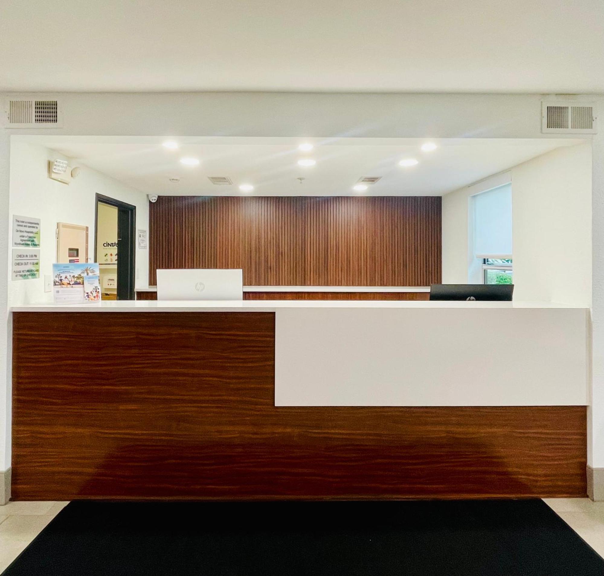 Wingate By Wyndham Matthews, Nc Hotel Bagian luar foto